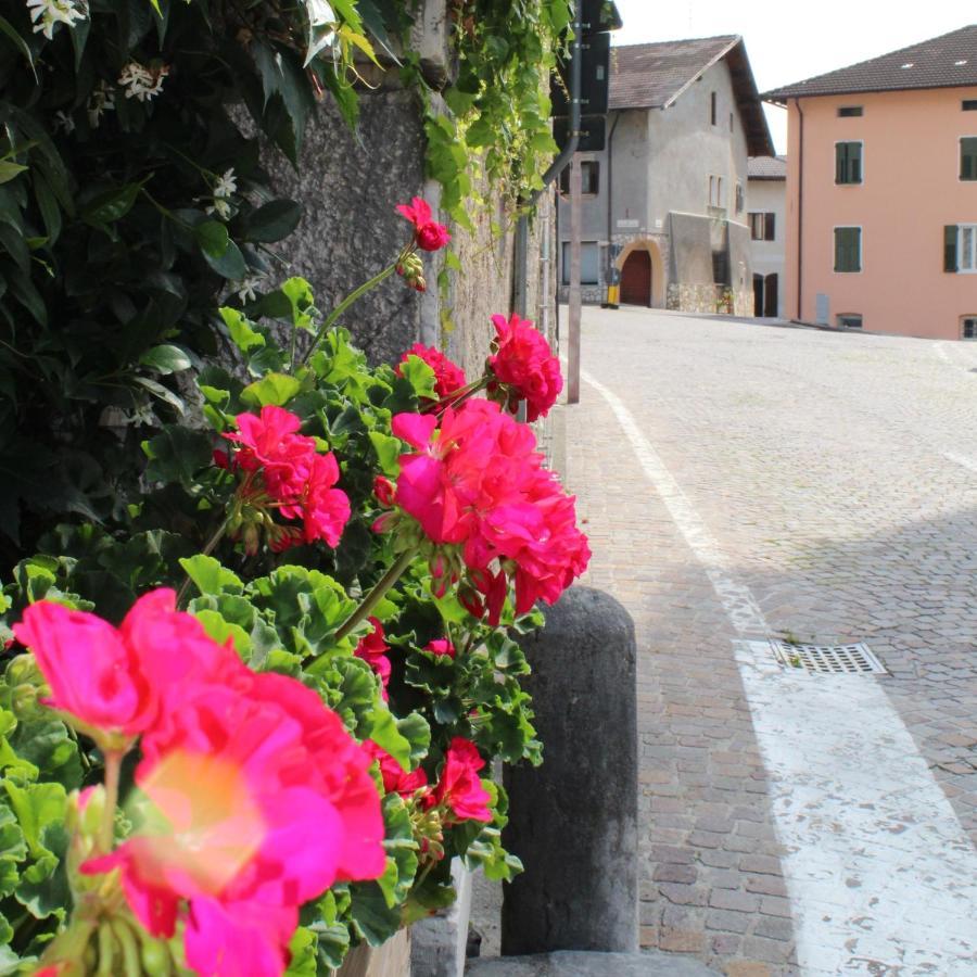 B&B Al Portico Telf in Burglechner Exterior foto